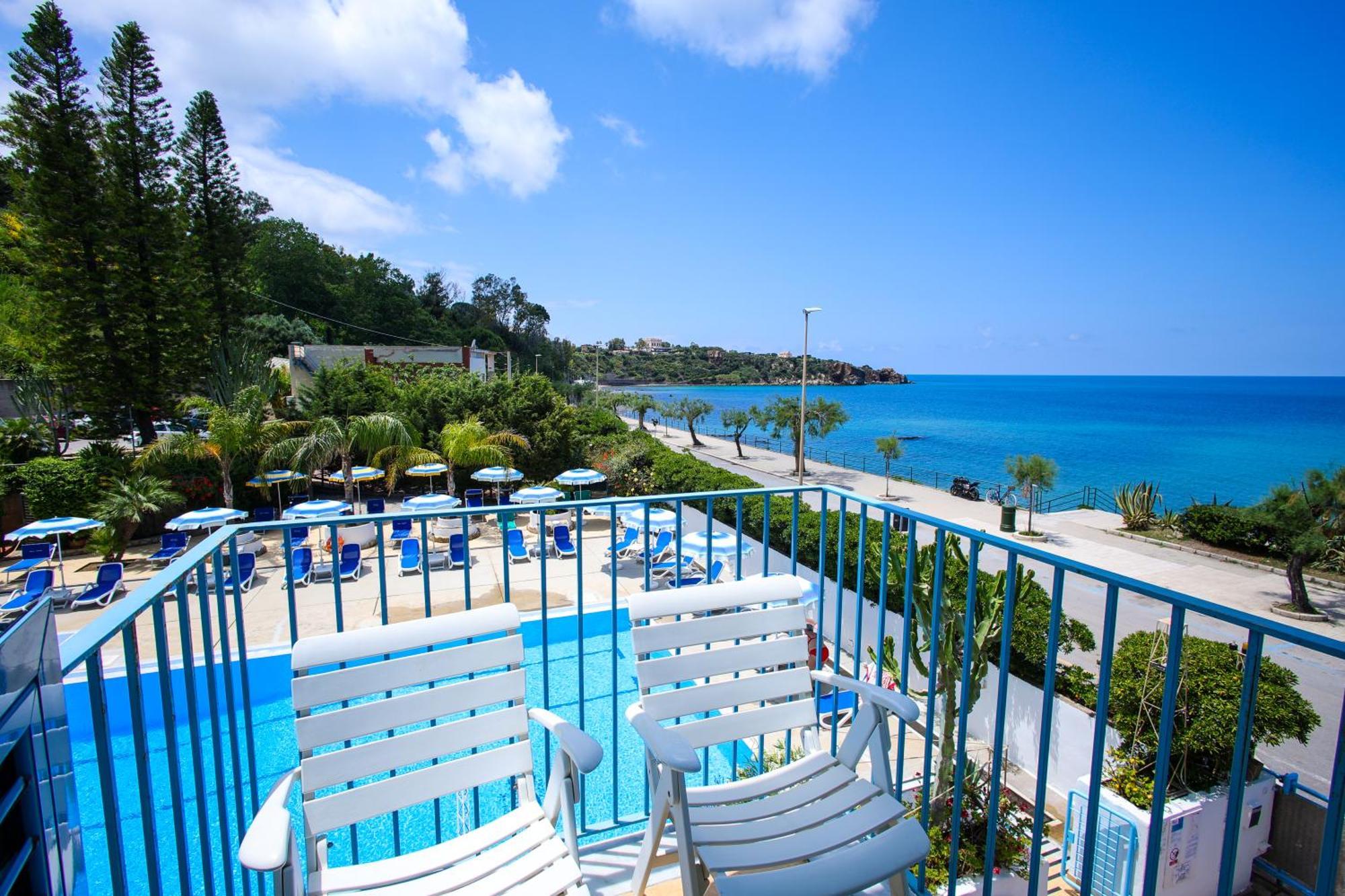 Hotel Tourist Cefalù Kültér fotó