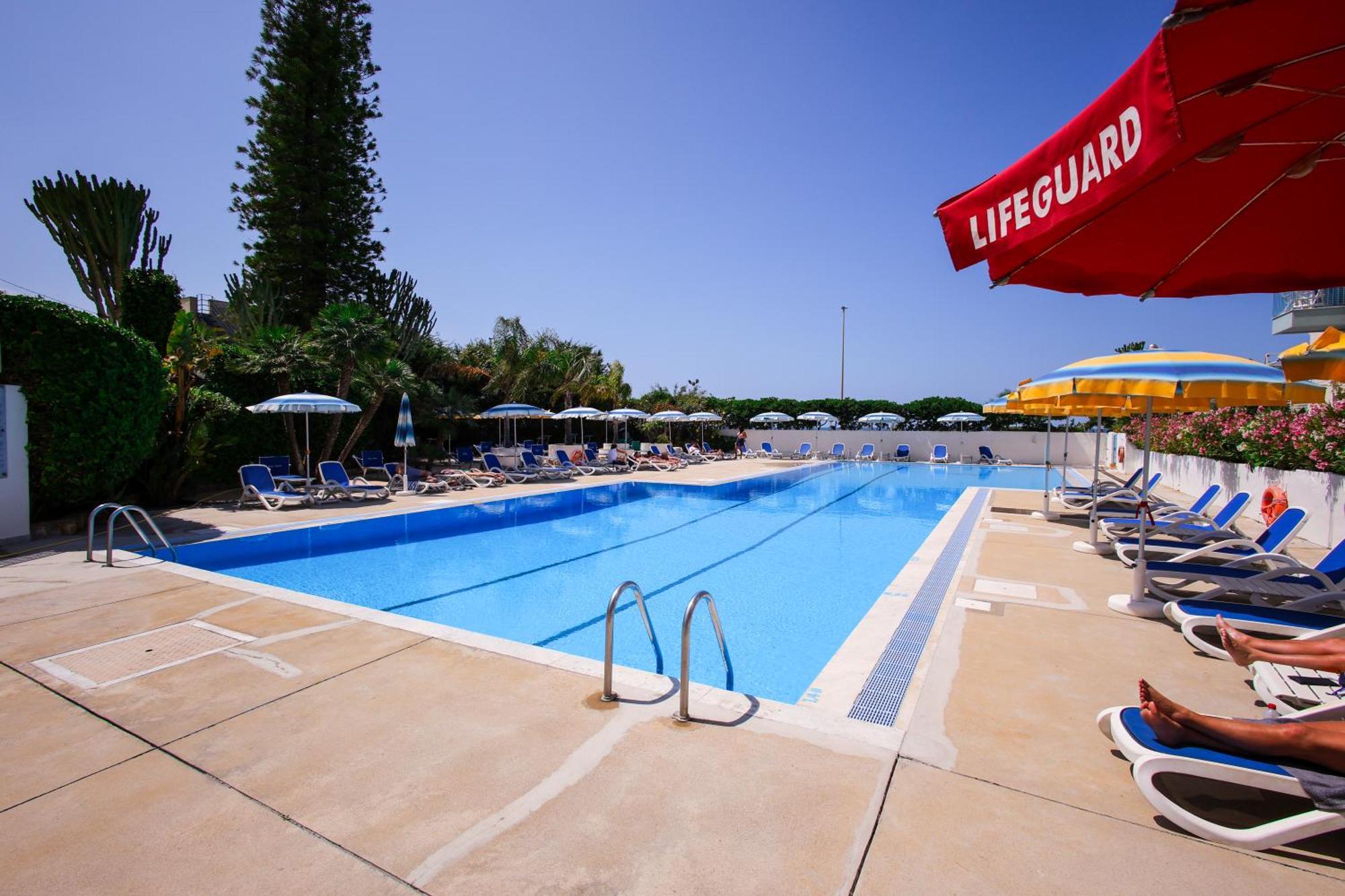 Hotel Tourist Cefalù Kültér fotó