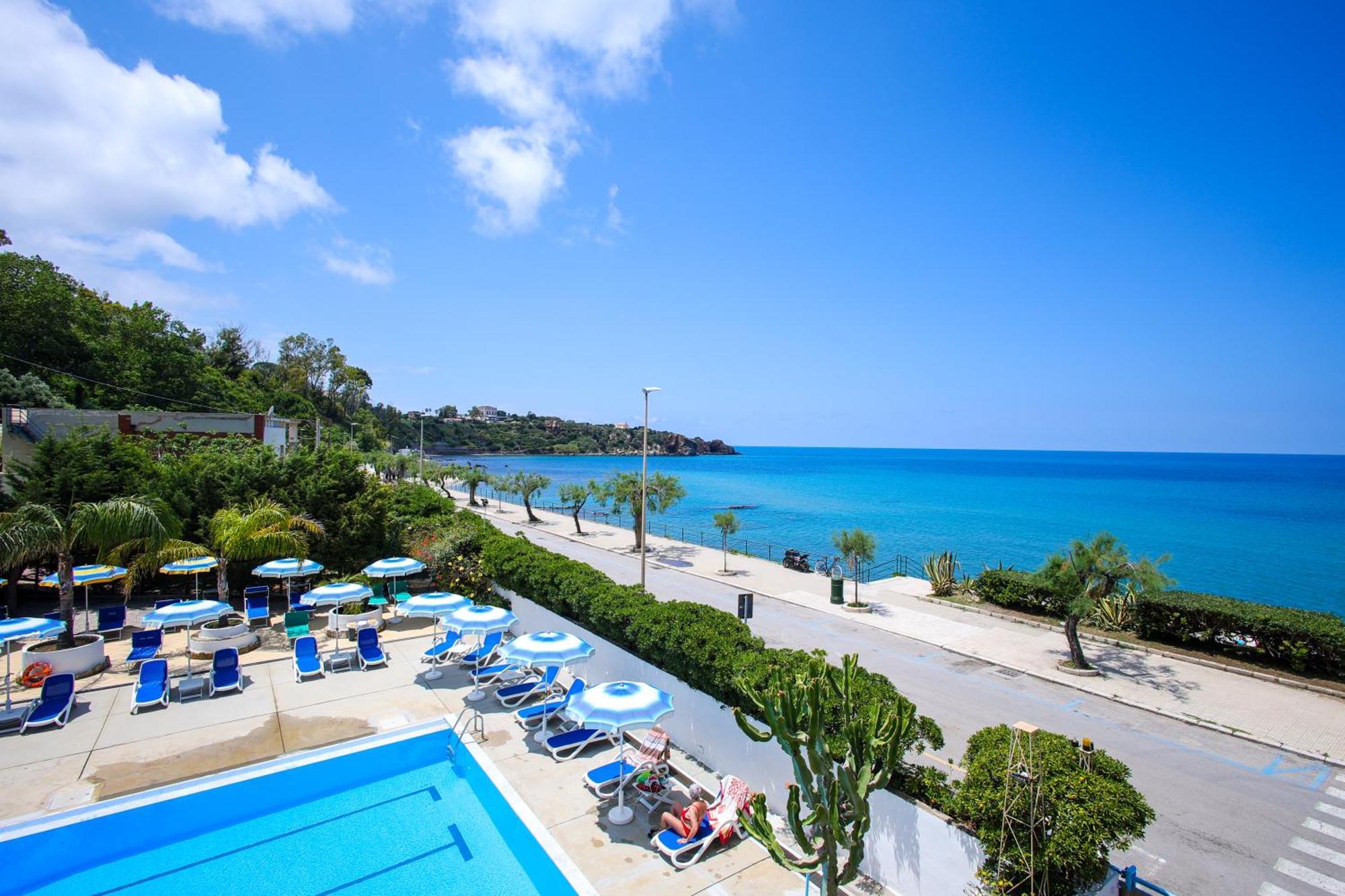 Hotel Tourist Cefalù Kültér fotó