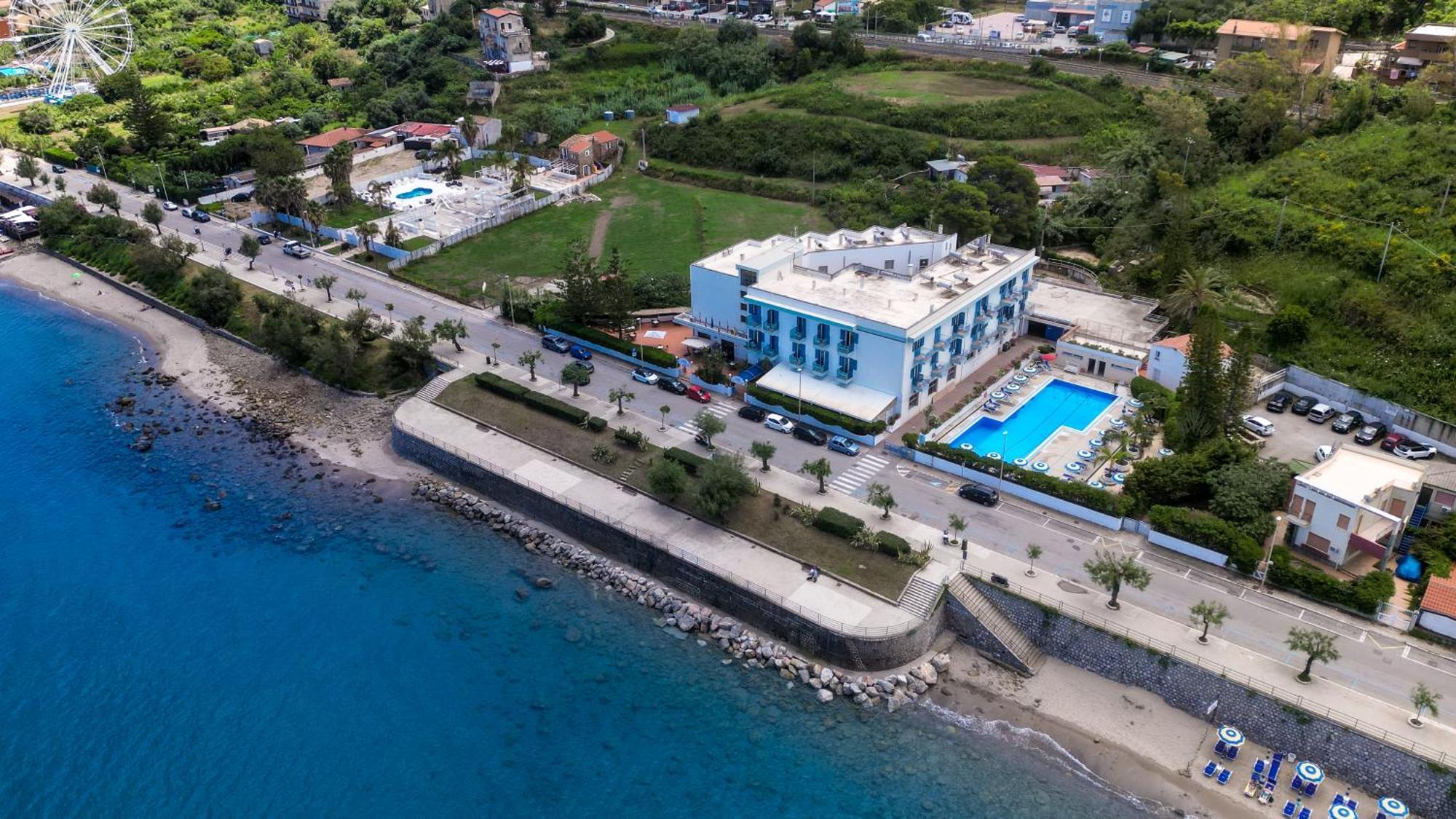 Hotel Tourist Cefalù Kültér fotó